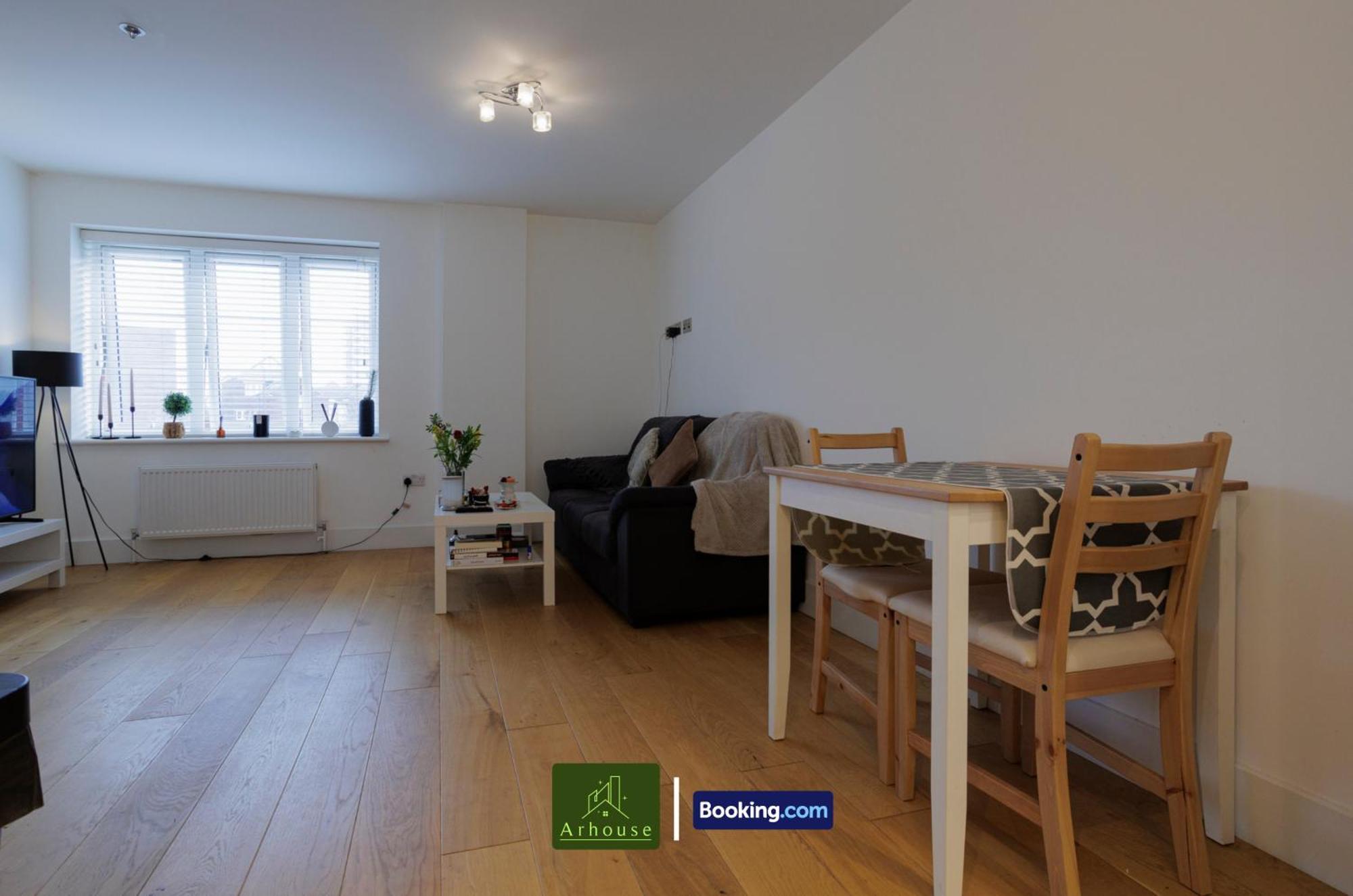One Bedroom Apartment By Arhouse Apartments Short Lets & Serviced Accommodation Kingston With Free Wifi 泰晤士河畔京士顿 外观 照片