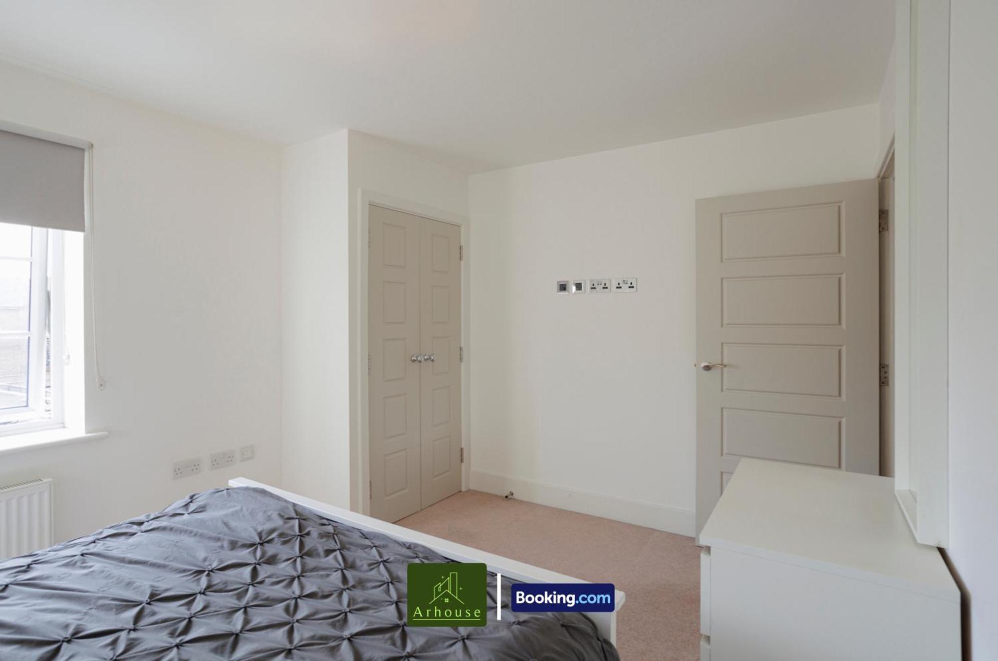 One Bedroom Apartment By Arhouse Apartments Short Lets & Serviced Accommodation Kingston With Free Wifi 泰晤士河畔京士顿 外观 照片